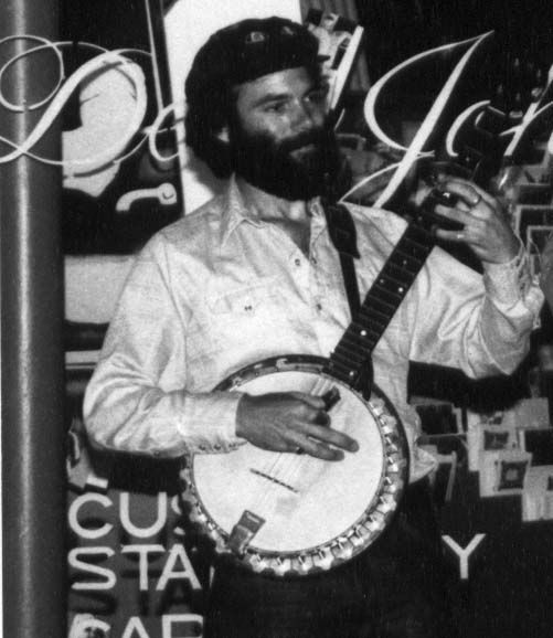 Eric Van der Wyk playing banjo in San Francisco